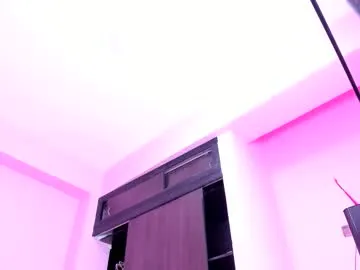 Freechat im_a_slut40 on Chaturbate