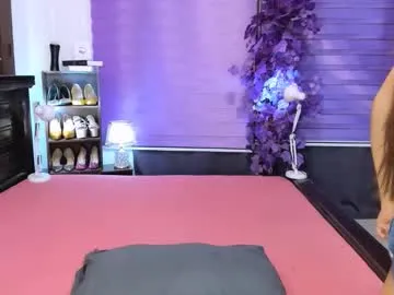 Freechat ivory_chanel on Chaturbate