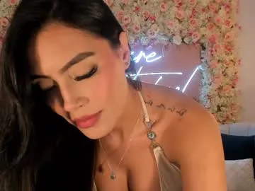 jadeevansx — GOAL: Sexy dance naked [111 tokens remaining]  I will show you what it feels like to be in my room #bigass  #bigboobs #latina #longhair #curvy