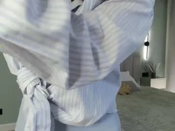 Freechat jazminenakano on Chaturbate