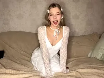 Freechat kaeliascorch on Chaturbate