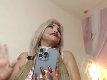 Private katyhornymilfsexy on Chaturbate