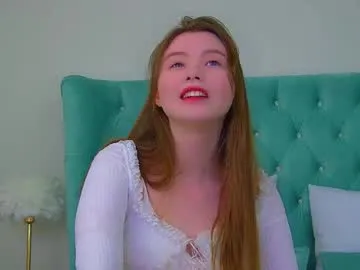 Freechat keiraace on Chaturbate