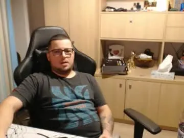 kevinnlovely — #cumshow #ass #bigcock  #uncut #lovense [779 tokens remaining]