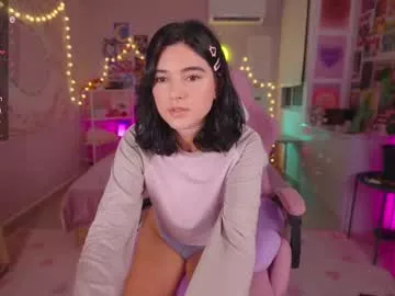 Freechat kittenmoon_ on Chaturbate