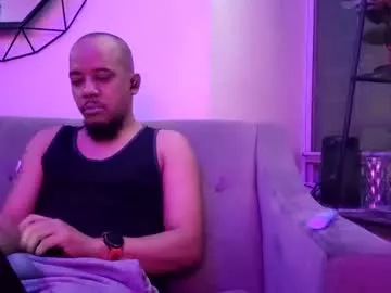 Freechat latinobooty66 on Chaturbate