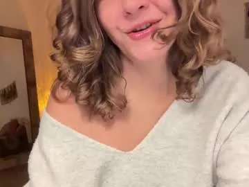 leahsparkles — #milf #girlnextdoor #nonnude #jeans #pegging