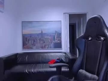 Freechat leoboyf4f on Chaturbate