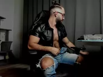 Freechat liamaesthetic on Chaturbate