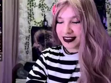 libbynading on Chaturbate 