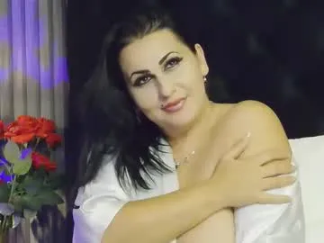 Freechat lisamaze on Chaturbate