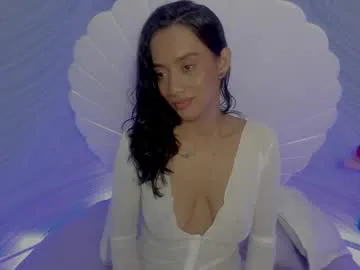 luna_hot_ass — Sucking niples POV  [81 tokens left] Brunette Latina with a Stunning, Breathtaking Face that Will Leave You Speechless  #anal #cute #saliva #squirt #deepthroat #latina #brunette #tattoos