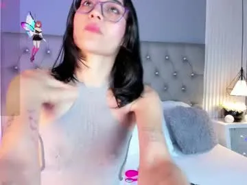 Private lunabloomn on Chaturbate