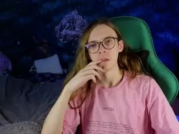 Freechat m1shq on Chaturbate