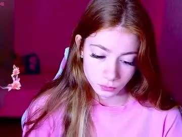 magicladyy — GOAL: Because you're beautiful [2209 tokens remaining] Welcome to my room! #petite #muscles #nonude #daddysgirl #cute