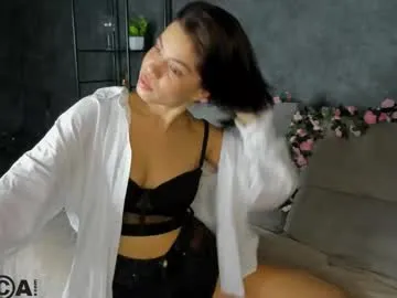 marcia_moor — tit tease [33 tokens left] #new #nonude #latina #dance #natural