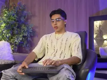 marcoyethan — Lovense Lush on - Interactive Toy that vibrates with your Tips - Goal: MAKE ME CUM #lovense