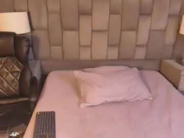 Freechat maxxxine_ on Chaturbate