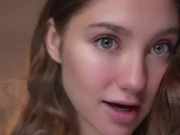 mia_dynasty on Chaturbate