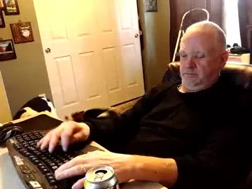 Freechat midwestdad09 on Chaturbate