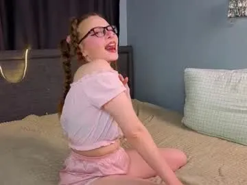 mireillelablue — Hello Im Lina, Im 18yoGOAL:suck fingers #shy #new #bigass #bigboobs #18 [17 tokens remaining]