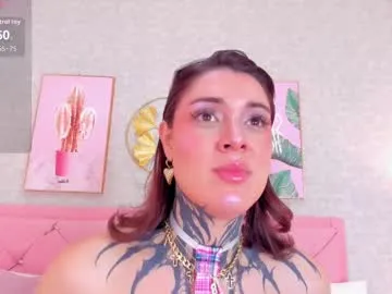 Freechat mystikdoll on Chaturbate