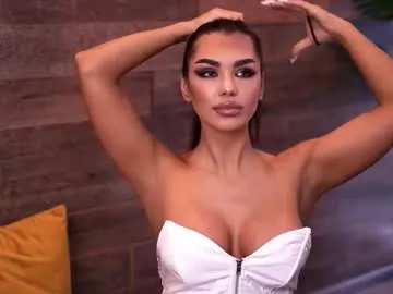 Freechat nicoledevin on Chaturbate