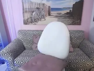 Freechat nina_smalls on Chaturbate