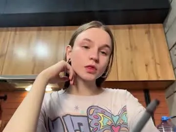 nloraaa — lash in my ass [400 tokens left]