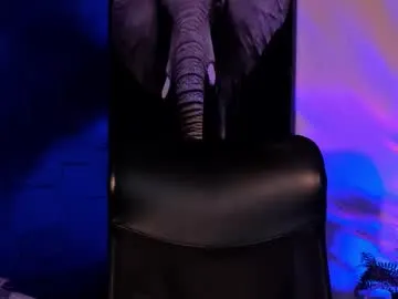 noah_brigth — GOAL: Put oil [61 tokens remaining] . #bigdick #cum #young #latino #bigcock