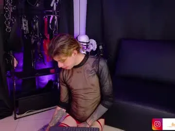 noah_lambert — GOAL: cum [1119 tokens remaining] Welcome to my room! #femboy #twink #18 #teen #bigcock