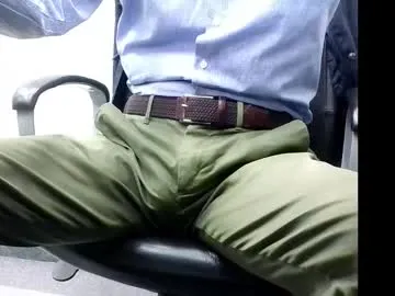 Freechat officelush on Chaturbate