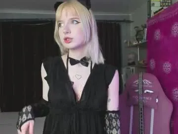 Private piginnya on Chaturbate