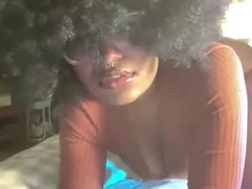 Freechat plushicore on Chaturbate