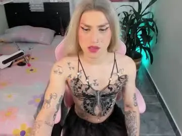 queenramoona_hot on Chaturbate 