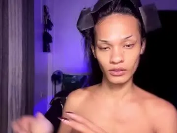 queenvalentinats on Chaturbate 