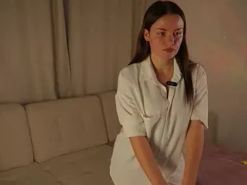 rah_tah_tah — GOAL: little bite finger and look you straight in the eye [44 tokens left] #new #18 #bigass #shy #bigboobs