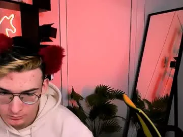 Freechat rico_steel on Chaturbate