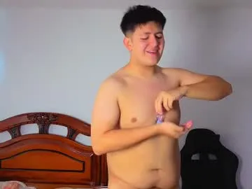 Freechat ryan_doretti on Chaturbate