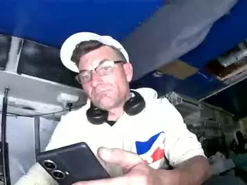 saltwaterweapon — iam free ready to do what ever anybody wants #bbw #solo #watching #bossy  #goal #cumshow [200 tokens remaining]