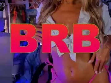 Freechat sarahholly on Chaturbate