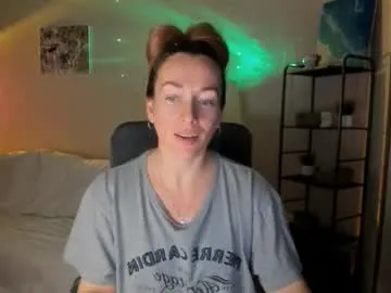 save_the_qween —  Miss Stress  at [198312 tokens] #feet #natural #smalltits #milf #tease