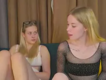 sayselena — Goal: French kiss #18 #bigboobs #lovense #blonde #young - Next Goal: Doggy