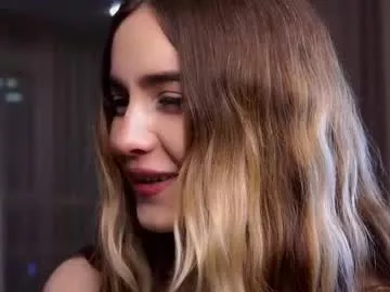 Freechat seeeyoubaby on Chaturbate