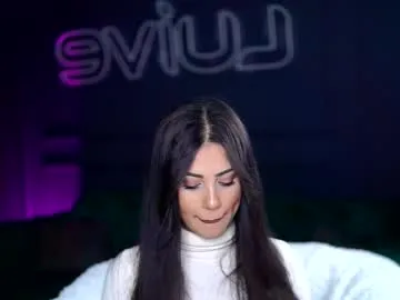 siennaruh — Angelic face with a devilish mind , lets explore your deepest desire - Goal: eye contact blowjob [174 tokens left] #bigass #bigboobs #anal #deepthroat #squirt