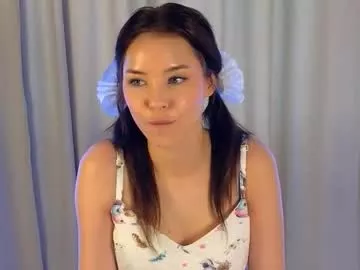 Away slyshypie on Chaturbate