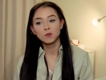 Away slyshypie on Chaturbate