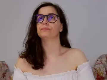 Freechat sophieerain on Chaturbate