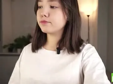 Freechat sweetyoops on Chaturbate