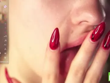 Freechat sweetyoops on Chaturbate